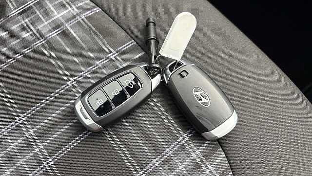 Hyundai i10 1.0 [63] Premium 5dr Auto [Nav] Petrol Hatchback