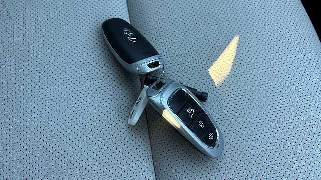 Hyundai TUCSON 1.6 TGDi 48V MHD 180 Ultimate 5dr 4WD DCT Petrol Estate Blue