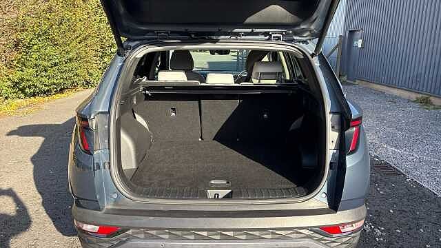 Hyundai TUCSON 1.6 TGDi 48V MHD 180 Ultimate 5dr 4WD DCT Petrol Estate Blue