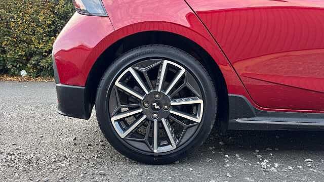 Hyundai I20 1.0T GDi 48V MHD 120 N Line 5dr DCT Petrol Hatchback Red