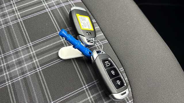 Hyundai I10 1.0 [63] Premium 5dr Auto [Nav] Petrol Hatchback White