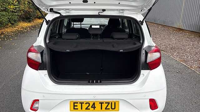 Hyundai I10 1.0 [63] Premium 5dr Auto [Nav] Petrol Hatchback White
