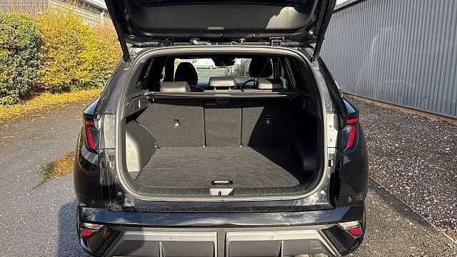 Hyundai TUCSON 1.6T Hybrid N Line S 5dr 4WD Auto Hybrid Estate Black