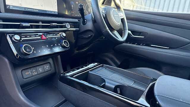 Hyundai TUCSON 1.6T 48V MHD Ultimate 5dr DCT Petrol Estate Silver