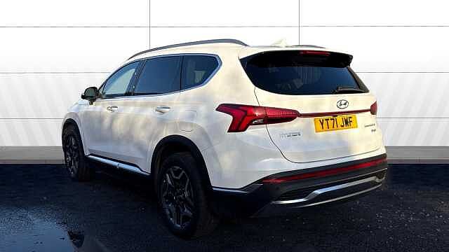 Hyundai SANTA FE 1.6 TGDi Plug-in Hybrid Ultimate 5dr 4WD Auto Estate White