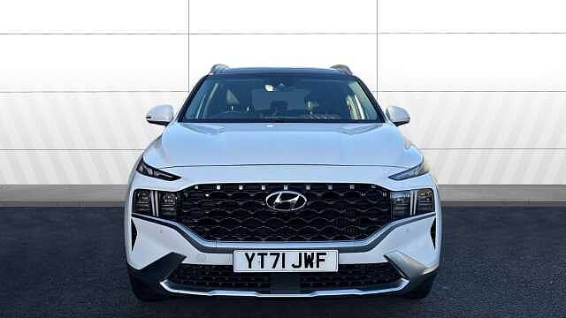 Hyundai SANTA FE 1.6 TGDi Plug-in Hybrid Ultimate 5dr 4WD Auto Estate White