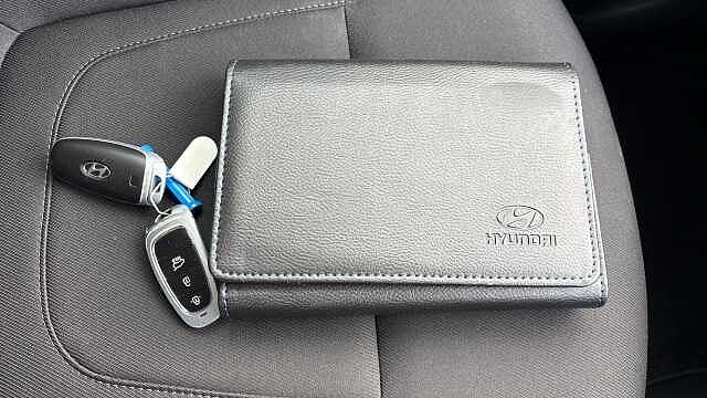 Hyundai TUCSON 1.6 TGDi Hybrid 230 Premium 5dr 2WD Auto Hybrid Estate