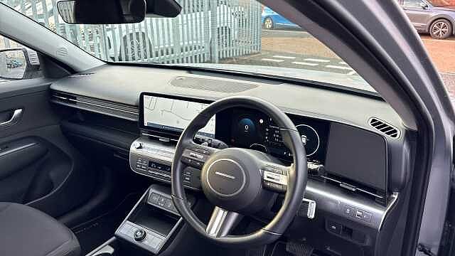 Hyundai KONA 160kW Advance 65kWh 5dr Auto Electric Hatchback Silver