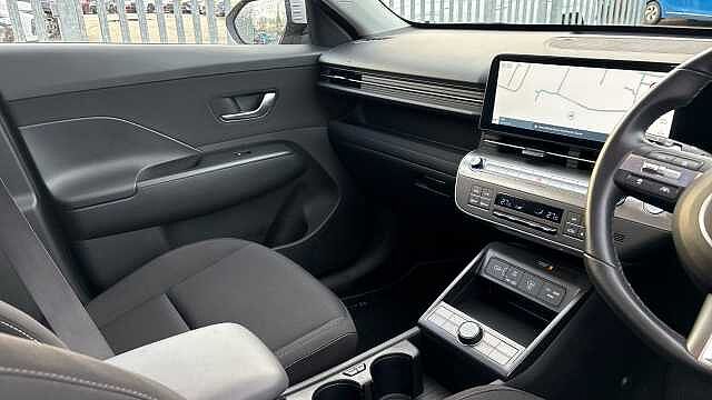 Hyundai KONA 160kW Advance 65kWh 5dr Auto Electric Hatchback Silver