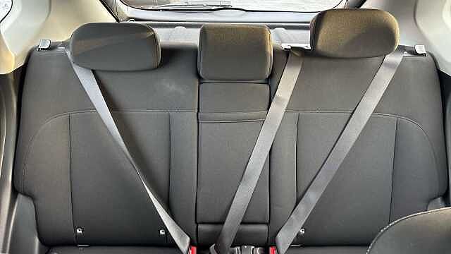 Hyundai KONA 160kW Advance 65kWh 5dr Auto Electric Hatchback Silver