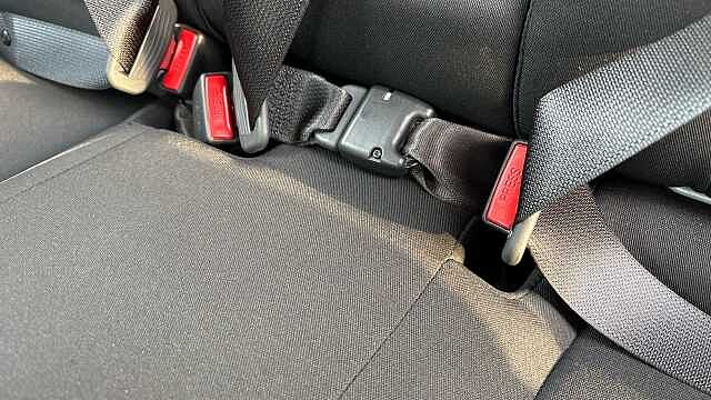 Hyundai KONA 160kW Advance 65kWh 5dr Auto Electric Hatchback Silver