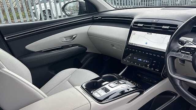 Hyundai TUCSON 1.6 TGDi Plug-in Hybrid Ultimate 5dr 4WD Auto Estate Grey