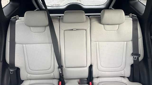 Hyundai TUCSON 1.6 TGDi Plug-in Hybrid Ultimate 5dr 4WD Auto Estate Grey