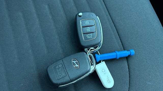 Hyundai I10 1.0 [63] Advance 5dr Auto [Nav] Petrol Hatchback Grey