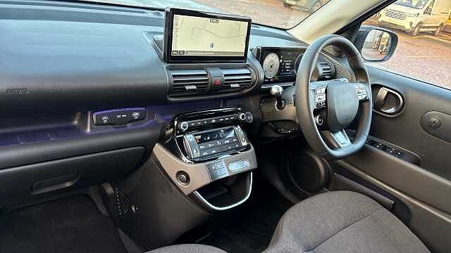 Hyundai INSTER 85kW 02 49kWh 5dr Auto Electric Hatchback