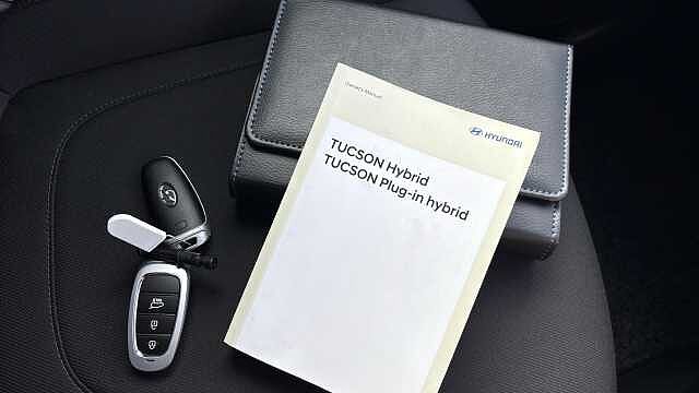 Hyundai TUCSON 1.6 TGDi Plug-in Hybrid Premium 5dr 4WD Auto Estate