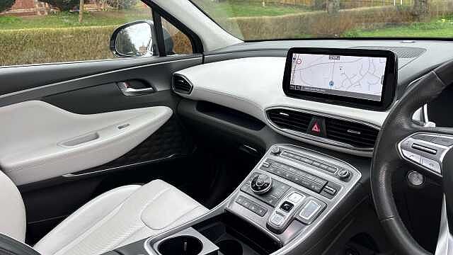 Hyundai SANTA FE 1.6 TGDi Plug-in Hybrid Ultimate 5dr 4WD Auto Estate Grey