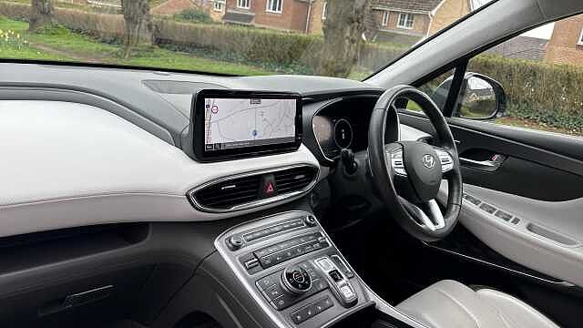 Hyundai SANTA FE 1.6 TGDi Plug-in Hybrid Ultimate 5dr 4WD Auto Estate Grey