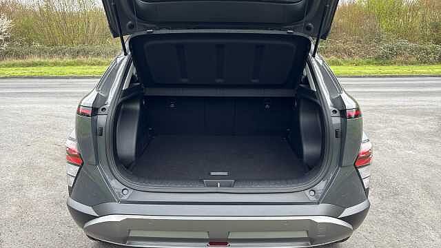 Hyundai KONA 1.6 Hybrid 129 Advance 5dr DCT Hybrid Hatchback Grey