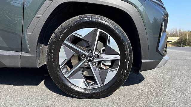 Hyundai TUCSON 1.6T Hybrid Premium 5dr Auto Hybrid Estate