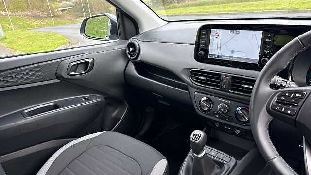 Hyundai I10 1.0 [63] Advance 5dr [Nav] Petrol Hatchback Pearl - Lumen Grey