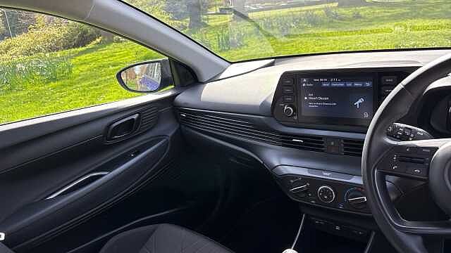 Hyundai BAYON 1.0 TGDi 48V MHEV SE Connect 5dr Petrol Hatchback Blue