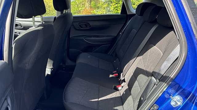 Hyundai BAYON 1.0 TGDi 48V MHEV SE Connect 5dr Petrol Hatchback Blue