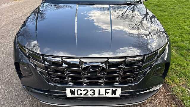 Hyundai TUCSON 1.6 TGDi Hybrid 230 Premium 5dr 2WD Auto Hybrid Estate Grey