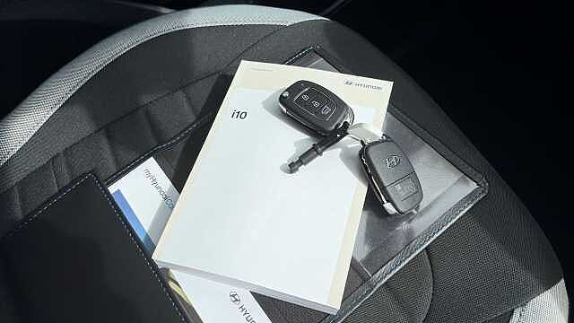 Hyundai I10 1.0 [63] Advance 5dr Auto [Nav] Petrol Hatchback Vibrant Blue - Pearl
