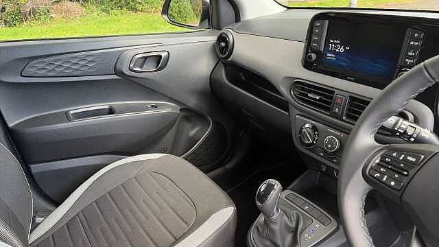 Hyundai i10 1.0 [63] Advance 5dr Auto [Nav] Petrol Hatchback