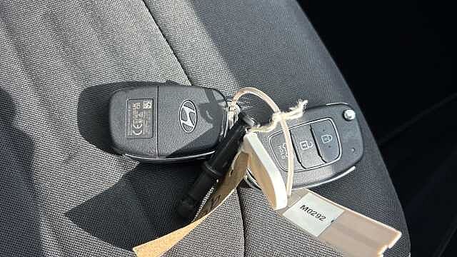 Hyundai i10 1.0 [63] Advance 5dr Auto [Nav] Petrol Hatchback