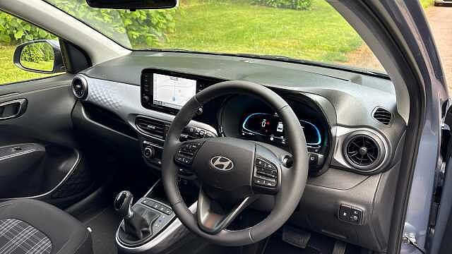Hyundai i10 1.2 [79] Premium 5dr Auto [Nav] Petrol Hatchback