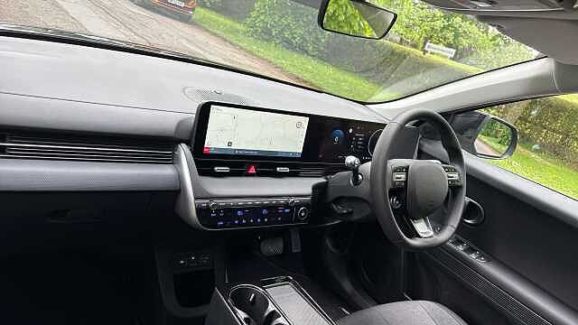 Hyundai IONIQ 5 125kW Advance 63 kWh 5dr Auto Electric Hatchback Abyss Black - Pearl
