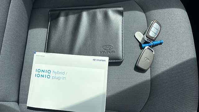 Hyundai IONIQ 1.6 GDi Hybrid Premium 5dr DCT Hybrid Hatchback