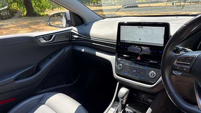 Hyundai IONIQ 1.6 GDi Hybrid Premium SE 5dr DCT Hybrid Hatchback