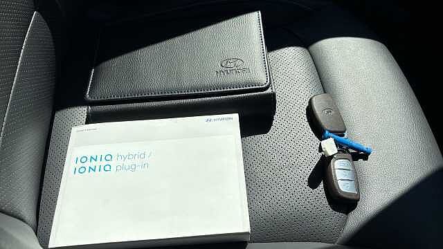 Hyundai IONIQ 1.6 GDi Hybrid Premium SE 5dr DCT Hybrid Hatchback
