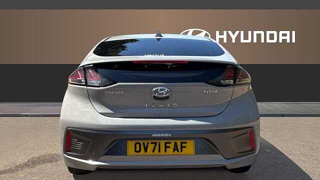 Hyundai IONIQ 1.6 GDi Hybrid Premium SE 5dr DCT Hybrid Hatchback