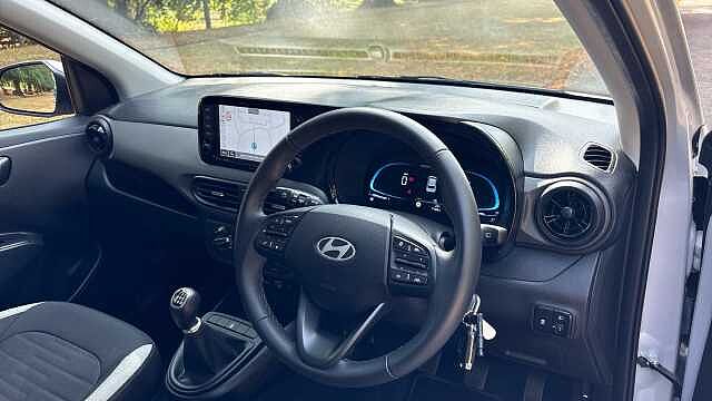 Hyundai i10 1.0 [63] Advance 5dr [Nav] Petrol Hatchback