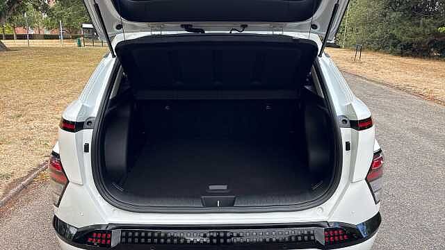 Hyundai KONA 160kW Advance 65kWh 5dr Auto Electric Hatchback