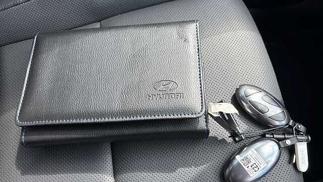 Hyundai KONA 1.6 Hybrid 129 Ultimate 5dr DCT Hybrid Hatchback