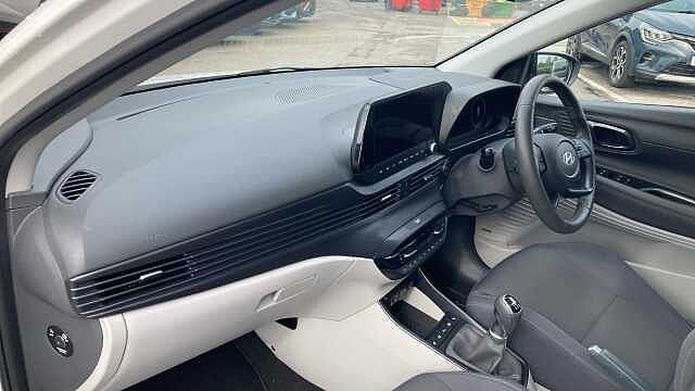 Hyundai BAYON 1.0 TGDi Ultimate 5dr Petrol Hatchback White