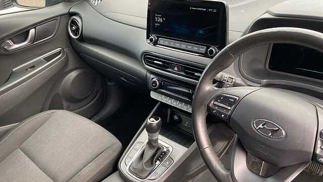 Hyundai KONA 1.6 GDi Hybrid Premium 5dr DCT Hybrid Hatchback Grey