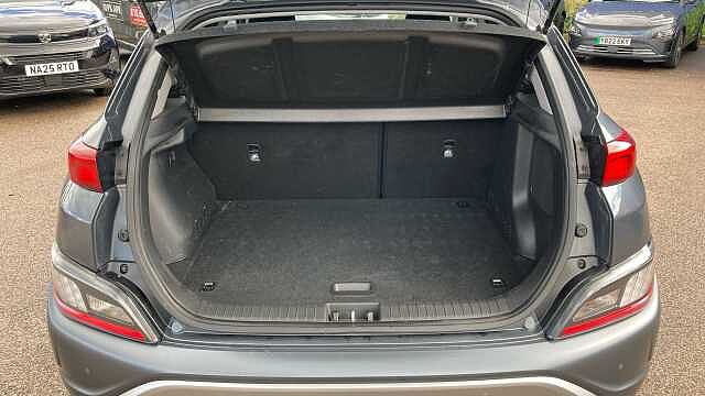 Hyundai KONA 1.6 GDi Hybrid Premium 5dr DCT Hybrid Hatchback Grey