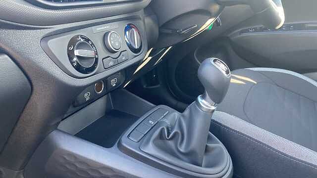 Hyundai I10 1.0 [63] Advance 5dr [Nav] Petrol Hatchback Pearl - Mangrove Green