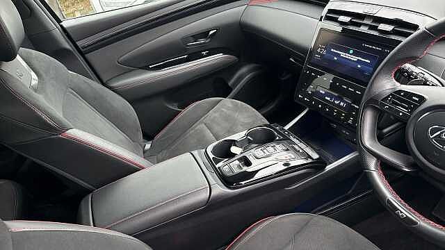 Hyundai TUCSON 1.6 TGDi Hybrid 230 N Line 5dr 2WD Auto Hybrid Estate Black