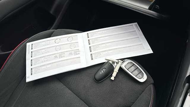 Hyundai TUCSON 1.6 TGDi Hybrid 230 N Line 5dr 2WD Auto Hybrid Estate Black