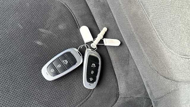 Hyundai TUCSON 1.6 TGDi Hybrid 230 N Line S 5dr 2WD Auto Hybrid Estate Grey