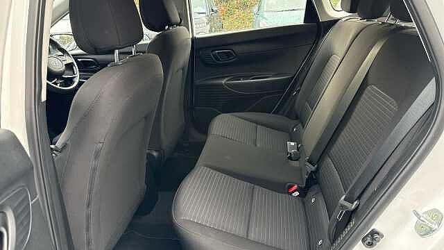 Hyundai I20 1.0T GDi 48V MHD SE Connect 5dr Petrol Hatchback White