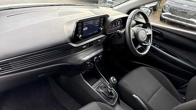 Hyundai I20 1.0T GDi 48V MHD SE Connect 5dr Petrol Hatchback White