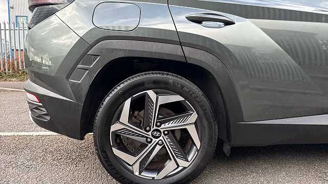 Hyundai TUCSON 1.6 TGDi Plug-in Hybrid Ultimate 5dr 4WD Auto Estate Grey
